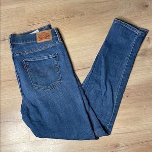 Levi's Blue Denim‎ Shaping Skinny 311 Size 28. GUC.